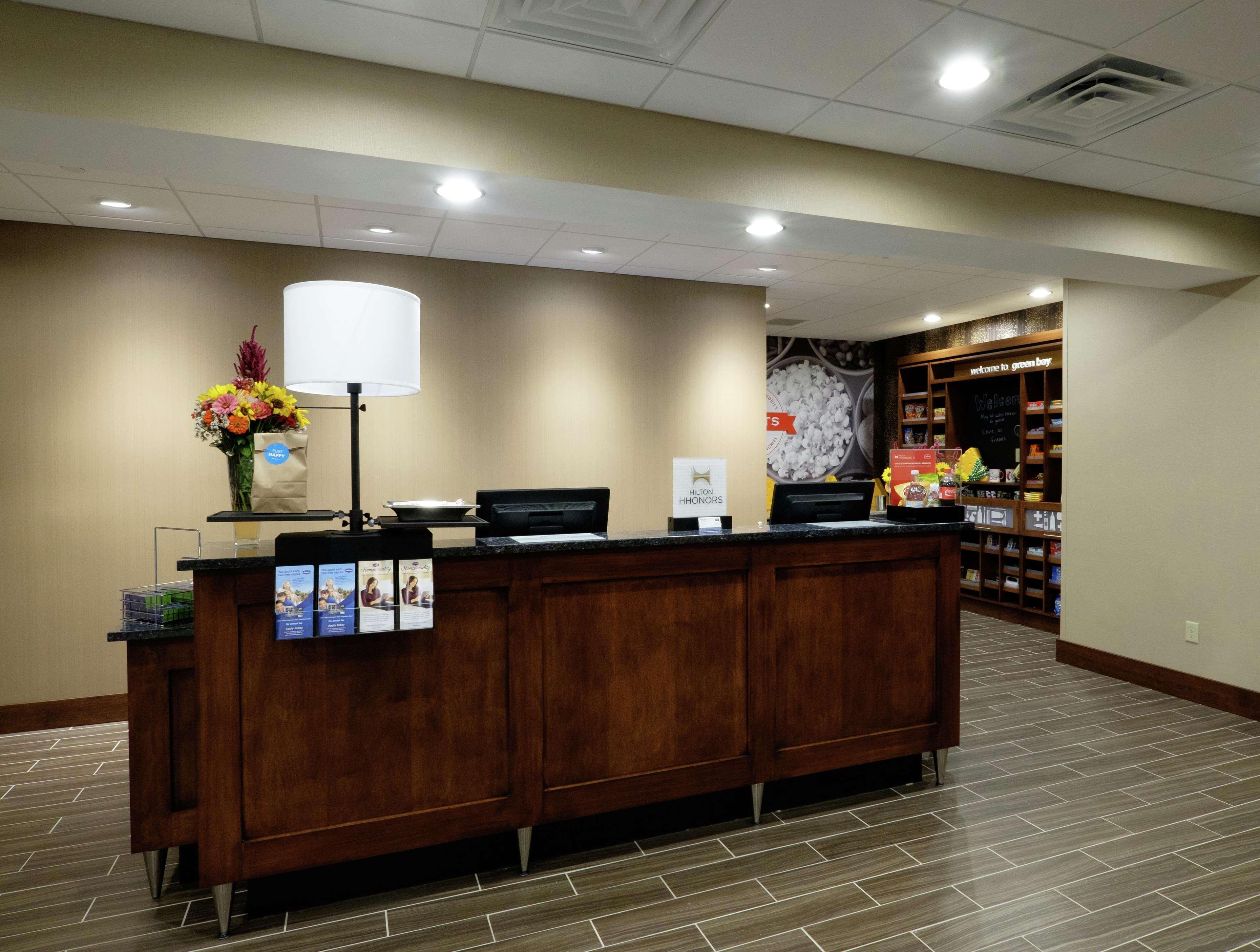 Hampton Inn Green Bay Downtown Εξωτερικό φωτογραφία