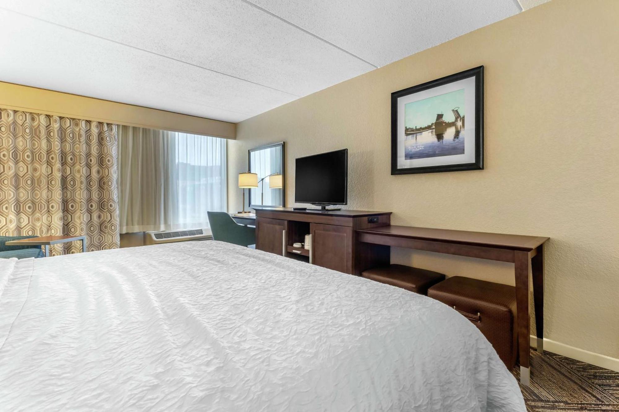 Hampton Inn Green Bay Downtown Εξωτερικό φωτογραφία