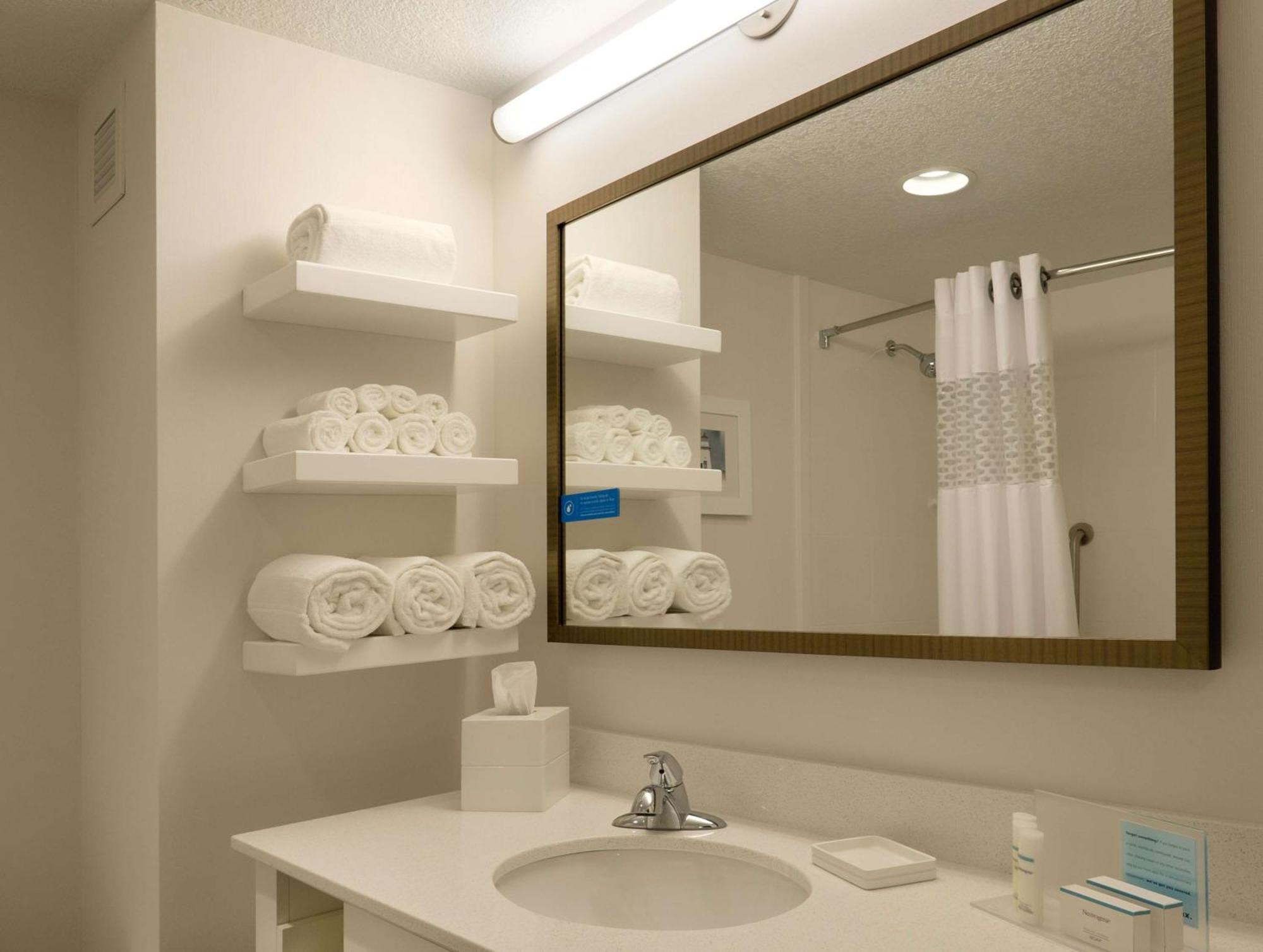 Hampton Inn Green Bay Downtown Εξωτερικό φωτογραφία